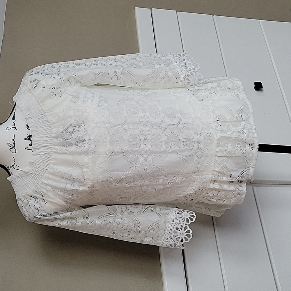 White Lace Shirt with See-Through Sleeves Spring Style Size Medium